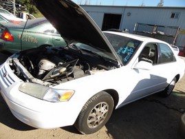1997 TOYOTA CAMRY LE WHITE 2.2L AT Z17908